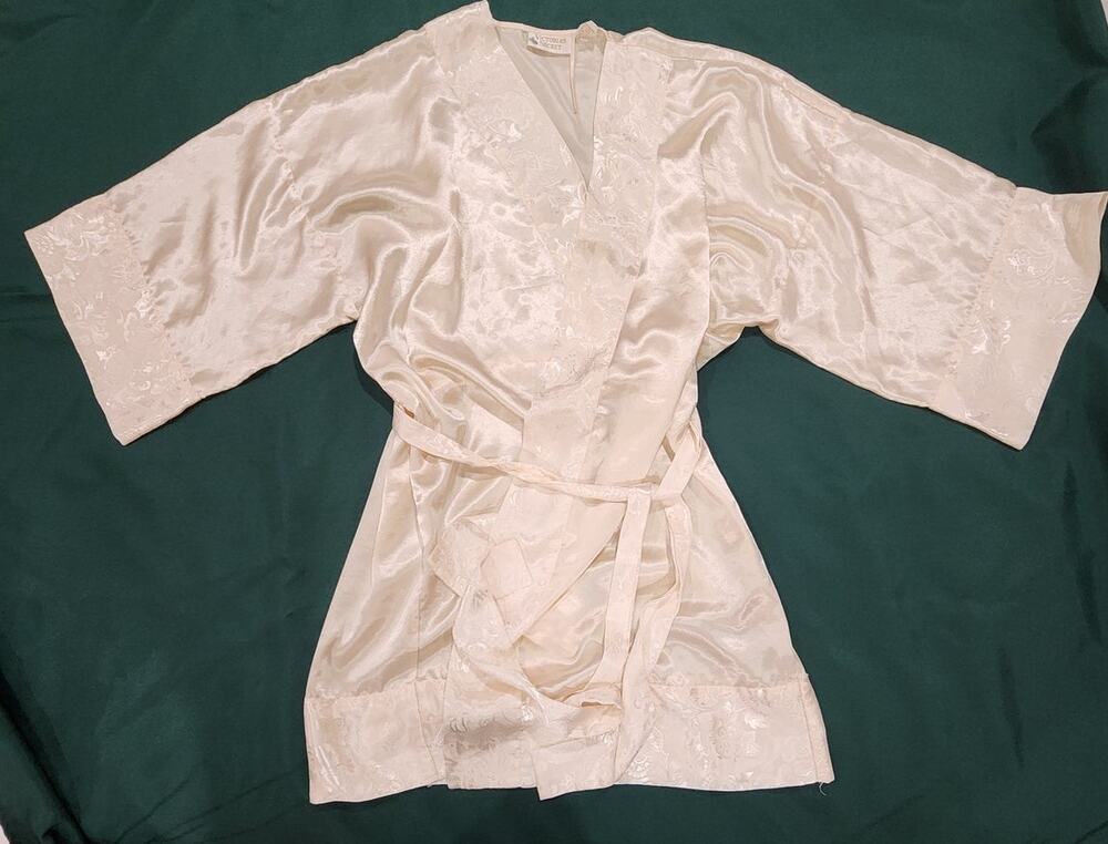 Victoria's Secret Ivory Satin Kimono Robe One Size Jacquard Floral Y2K Vintage